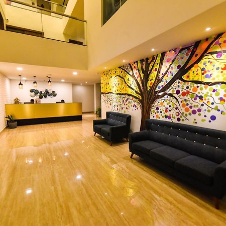 Vivid A Boutique Hotel Tiruchirappalli Kültér fotó