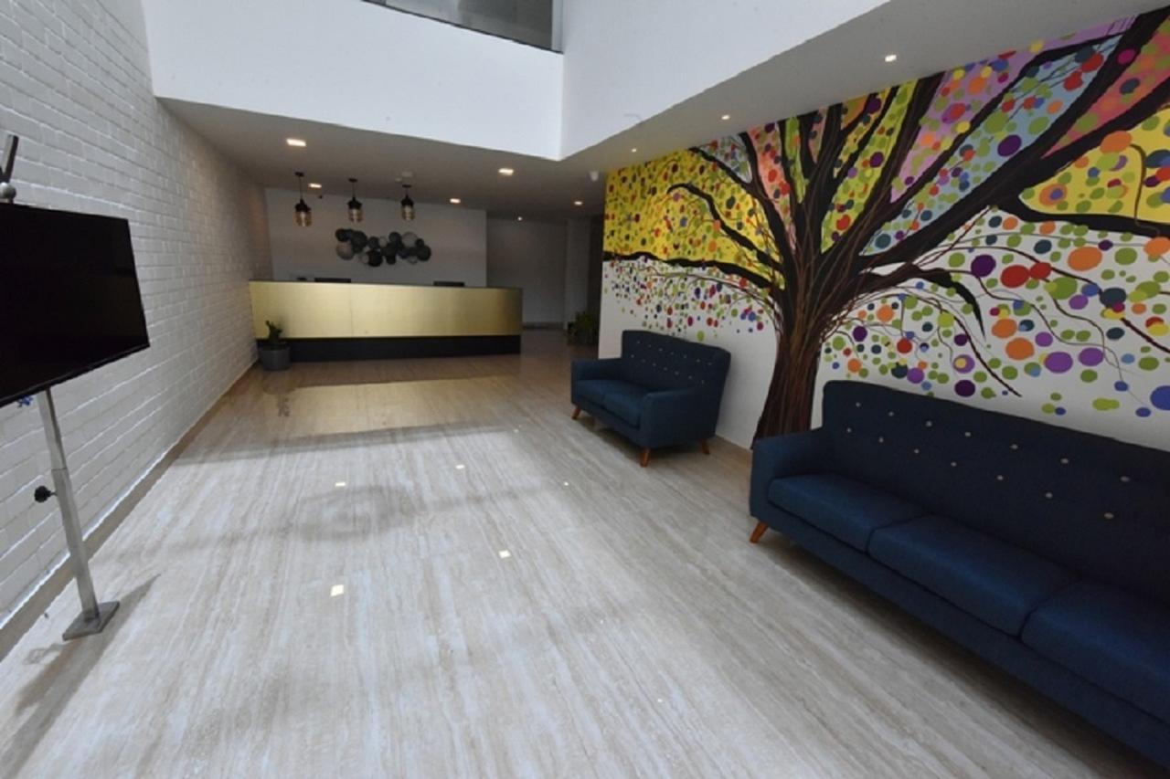 Vivid A Boutique Hotel Tiruchirappalli Kültér fotó