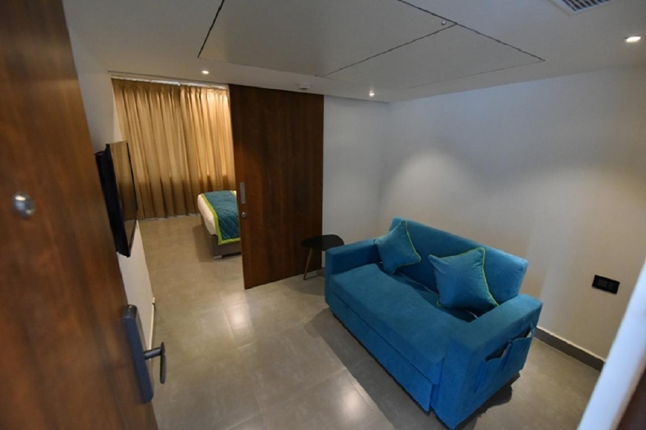 Vivid A Boutique Hotel Tiruchirappalli Kültér fotó