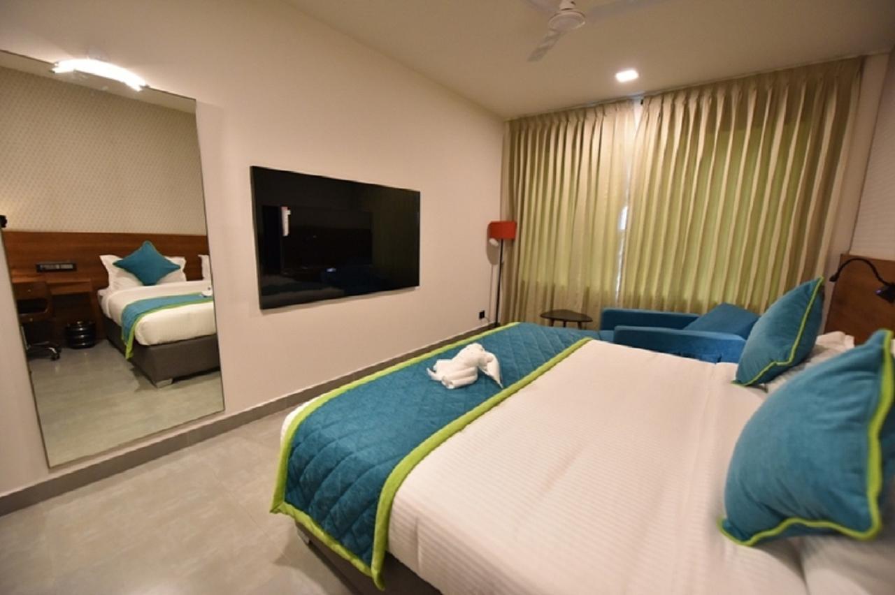 Vivid A Boutique Hotel Tiruchirappalli Kültér fotó